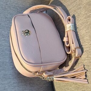 🩷 Gloria Vanderbilt Crossbody Purse! Blush. New With Tags!